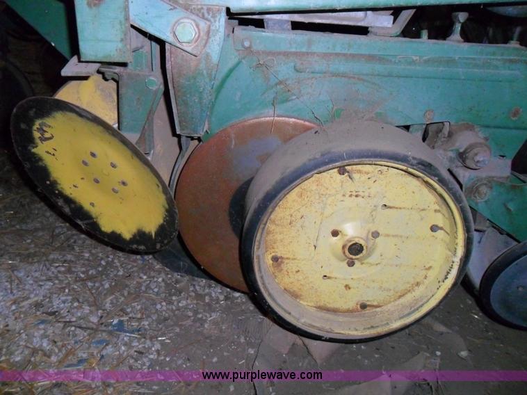 image for item A1757 John Deere 7000 8R30 row planter