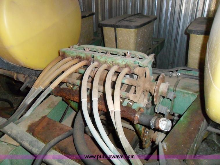 image for item A1757 John Deere 7000 8R30 row planter
