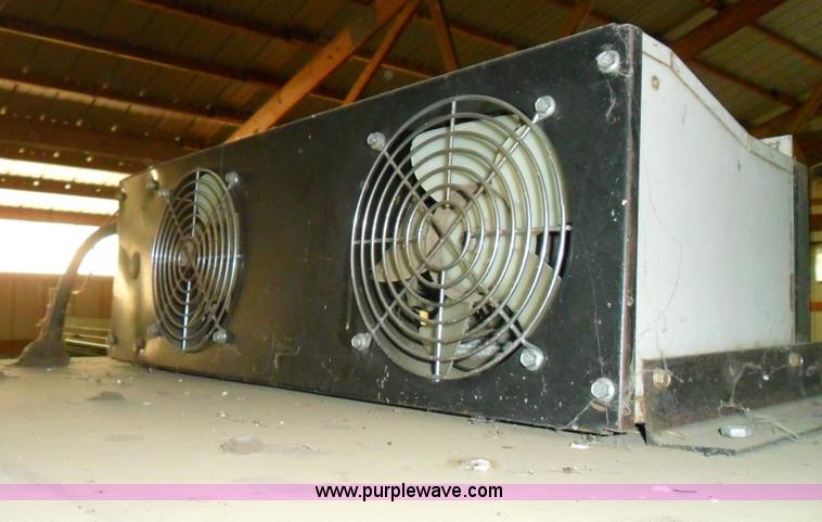 image for item A1764 John Deere 4400 combine