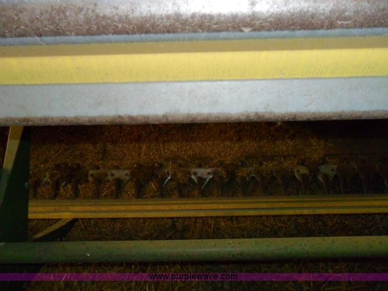 image for item A1764 John Deere 4400 combine