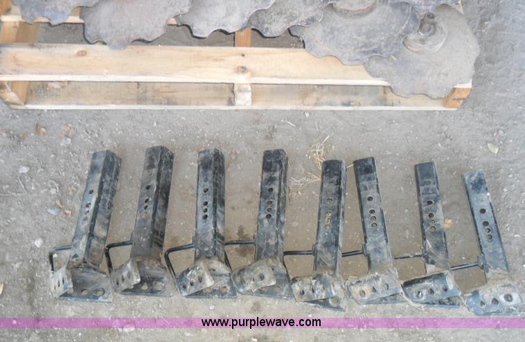 image for item A1778 (8) planter row cleaners