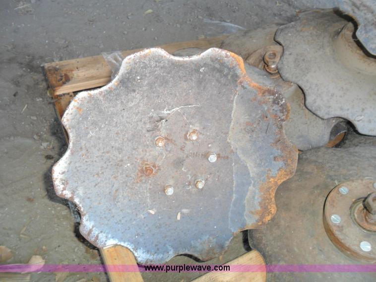 image for item A1778 (8) planter row cleaners