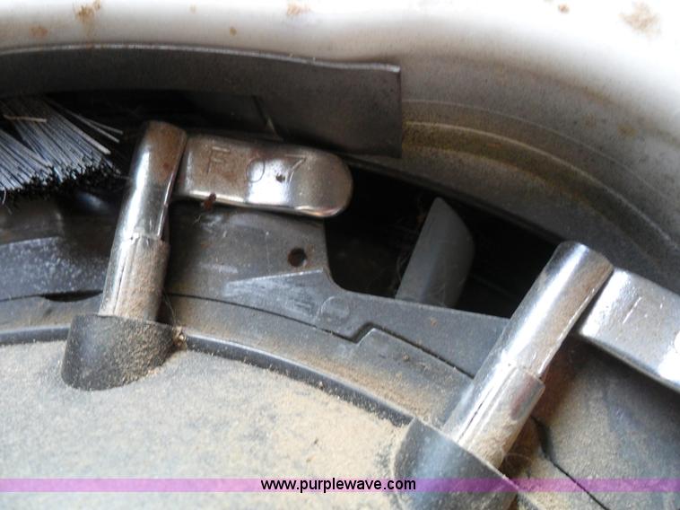 image for item A1783 (11) precision seeding finger meters