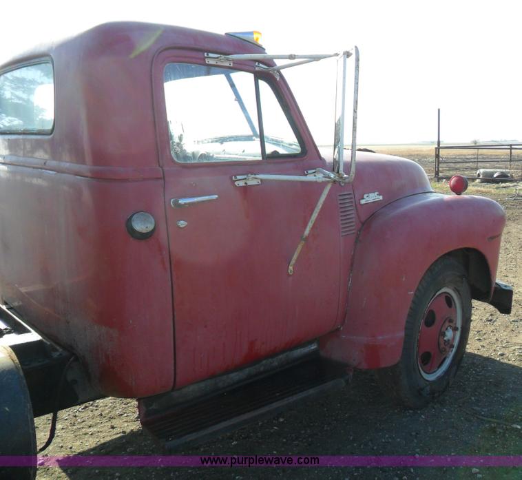 image for item A1784 1951 GMC 2.5 ton wheat truck