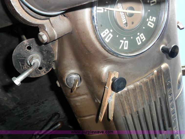 image for item A1784 1951 GMC 2.5 ton wheat truck