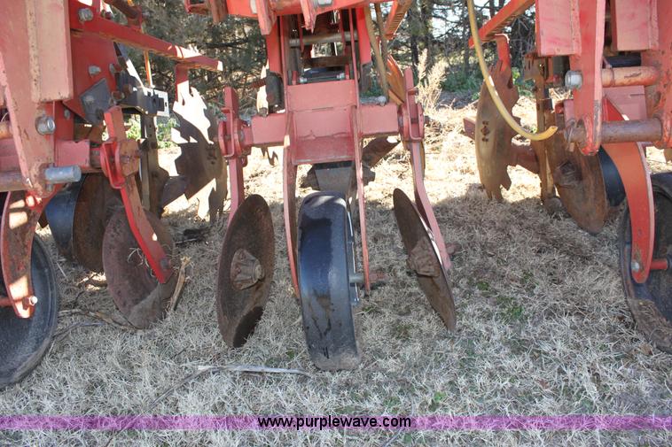 image for item B8753 Krause 4750 eight row cultivator