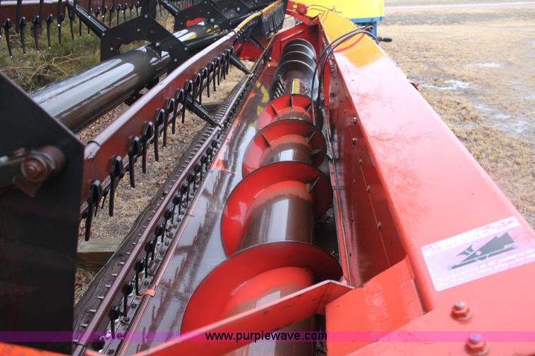 image for item B8760 International Harvester 8020-225 22' flex head