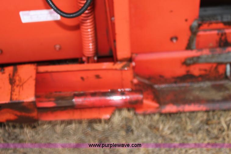 image for item B8760 International Harvester 8020-225 22' flex head