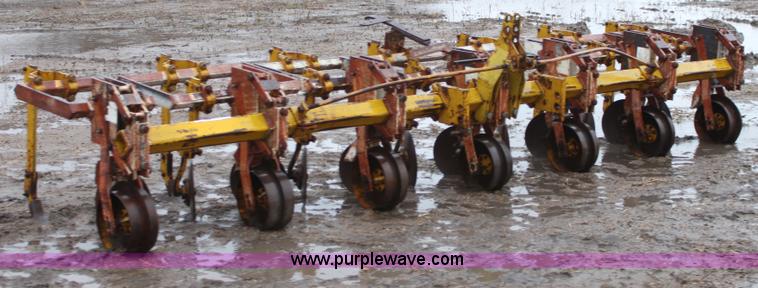 image for item B8764 Buffalo 4600-6 field cultivator