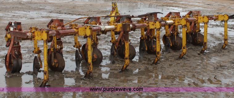 image for item B8764 Buffalo 4600-6 field cultivator