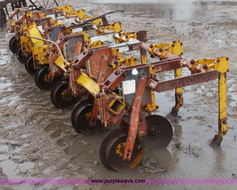image for item B8764 Buffalo 4600-6 field cultivator