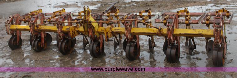 image for item B8764 Buffalo 4600-6 field cultivator