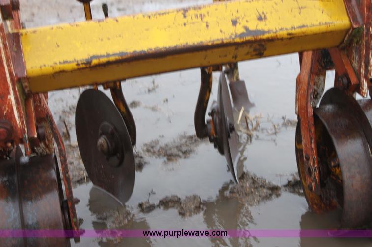 image for item B8764 Buffalo 4600-6 field cultivator