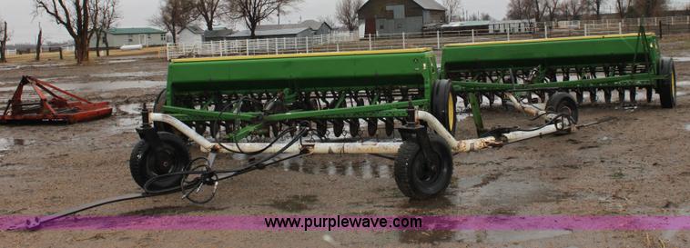 image for item B8768 John Deere 8300 double grain drill