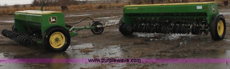 image for item B8768 John Deere 8300 double grain drill