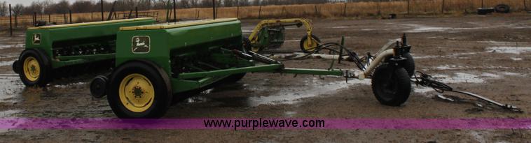 image for item B8768 John Deere 8300 double grain drill
