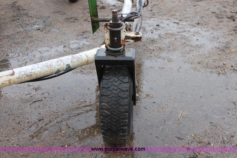 image for item B8768 John Deere 8300 double grain drill