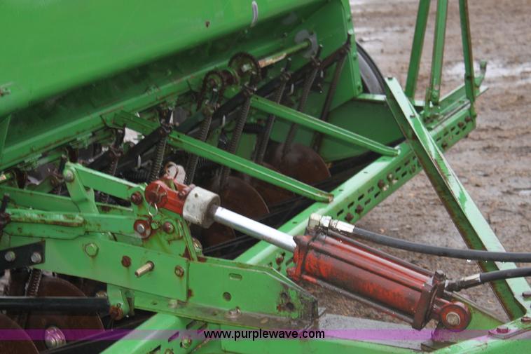image for item B8768 John Deere 8300 double grain drill
