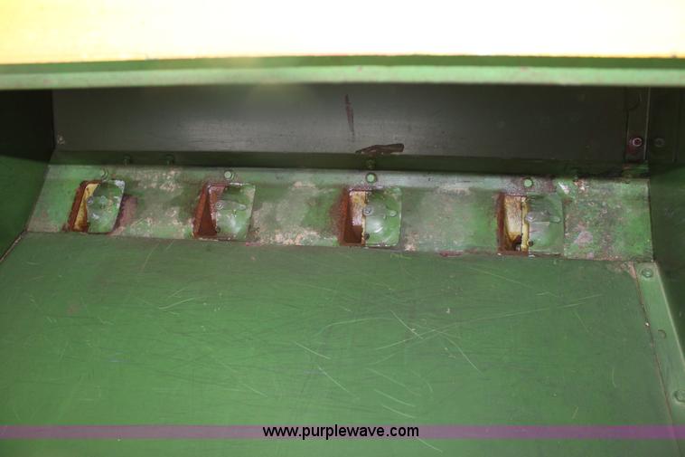 image for item B8768 John Deere 8300 double grain drill