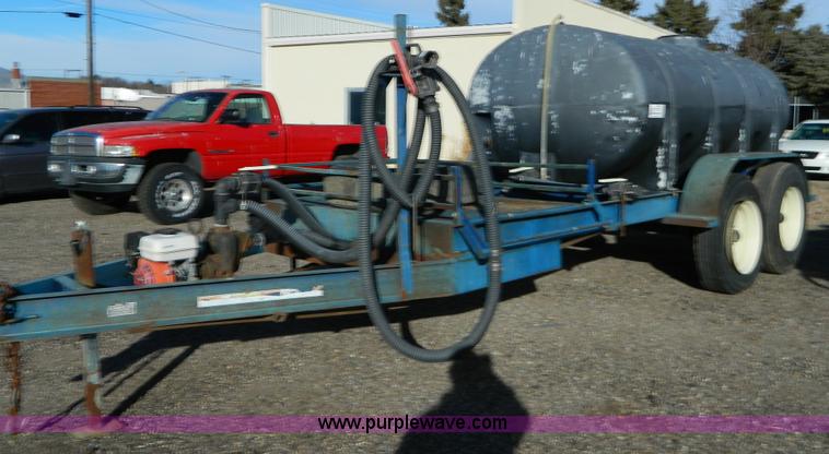 image for item D8679 Liquid transfer tank and trailer
