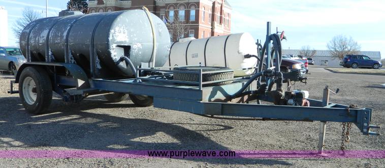 image for item D8679 Liquid transfer tank and trailer