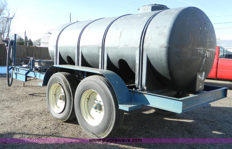 image for item D8679 Liquid transfer tank and trailer