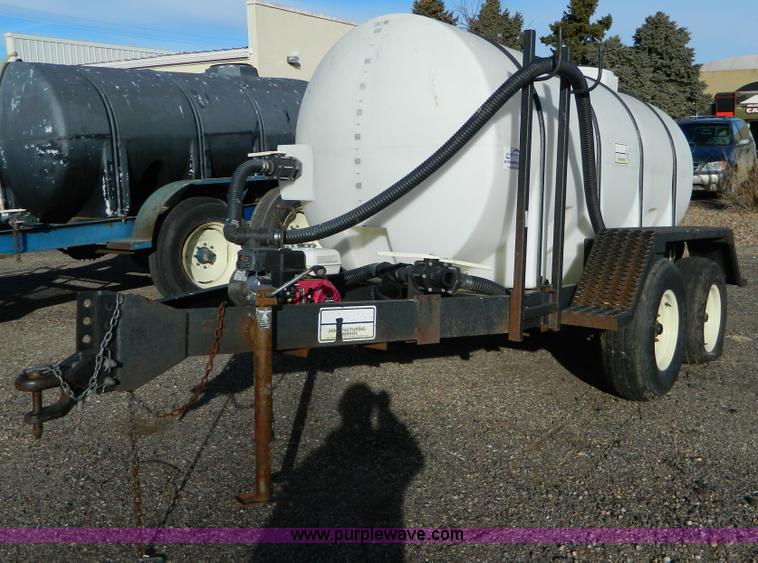 image for item D8680 Liquid transfer tank and trailer