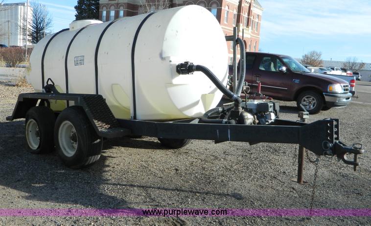 image for item D8680 Liquid transfer tank and trailer