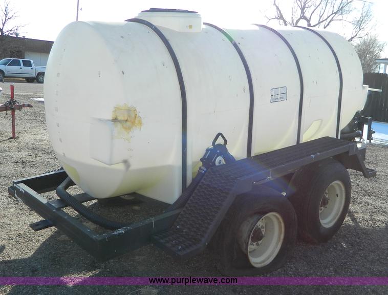 image for item D8680 Liquid transfer tank and trailer