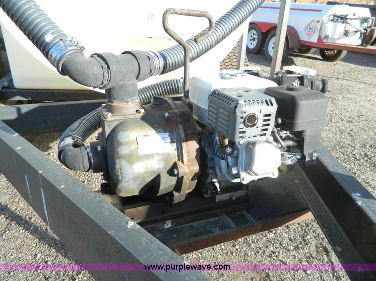 image for item D8680 Liquid transfer tank and trailer