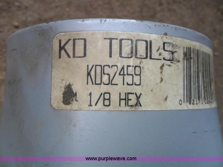 image for item A1769 Assorted tools