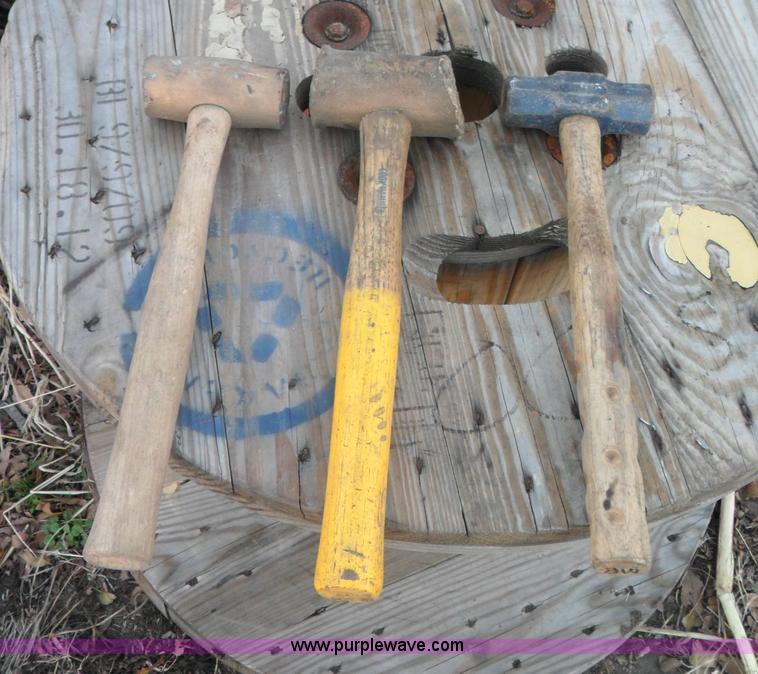 image for item A1769 Assorted tools