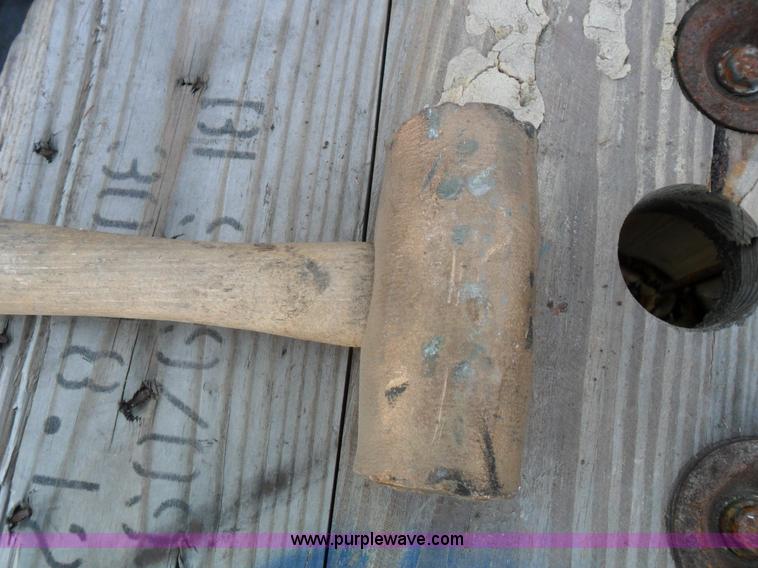 image for item A1769 Assorted tools