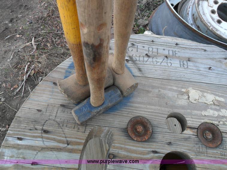 image for item A1769 Assorted tools