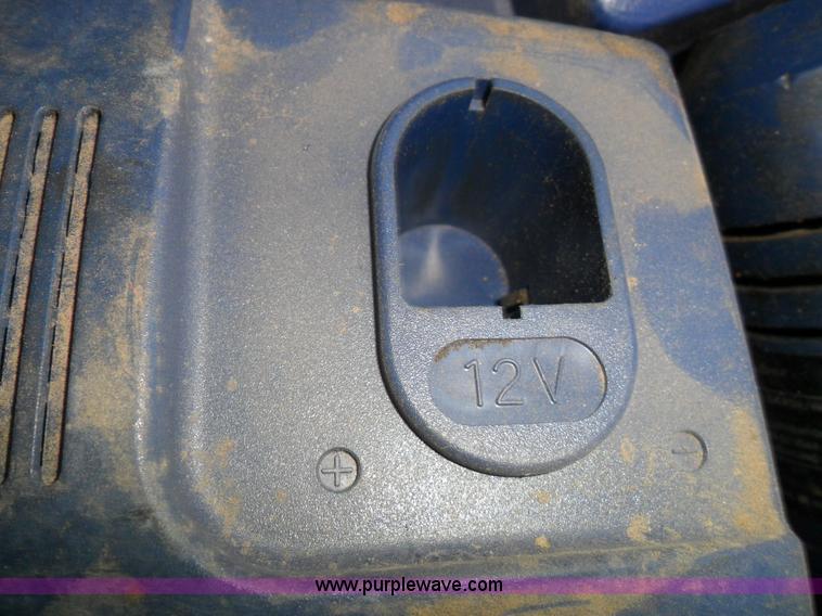 image for item A1772 Lincoln PowerLuber 1200B grease gun