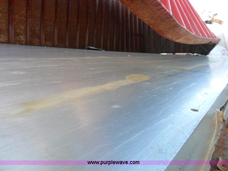 image for item A1785 1976 Ford L9000 truck