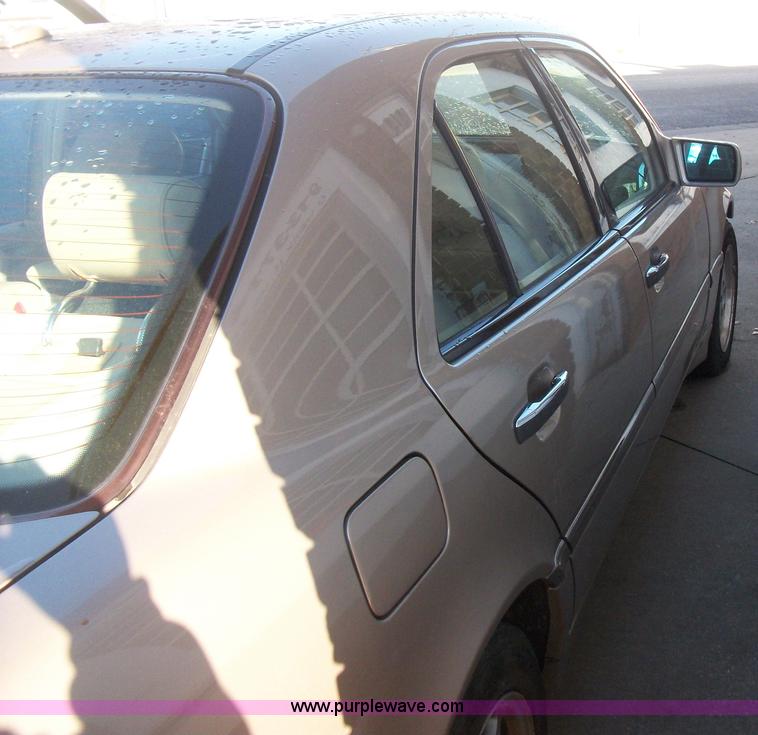 image for item A1794 2000 Mercedes Benz C230