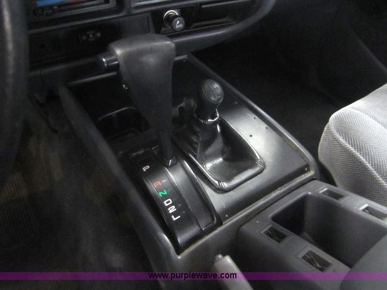 image for item B5546 1994 Toyota Land Cruiser SUV