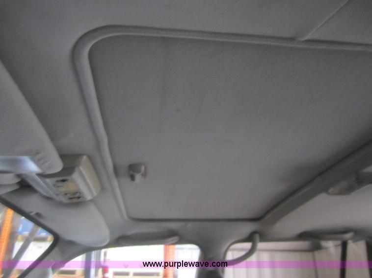 image for item B5546 1994 Toyota Land Cruiser SUV