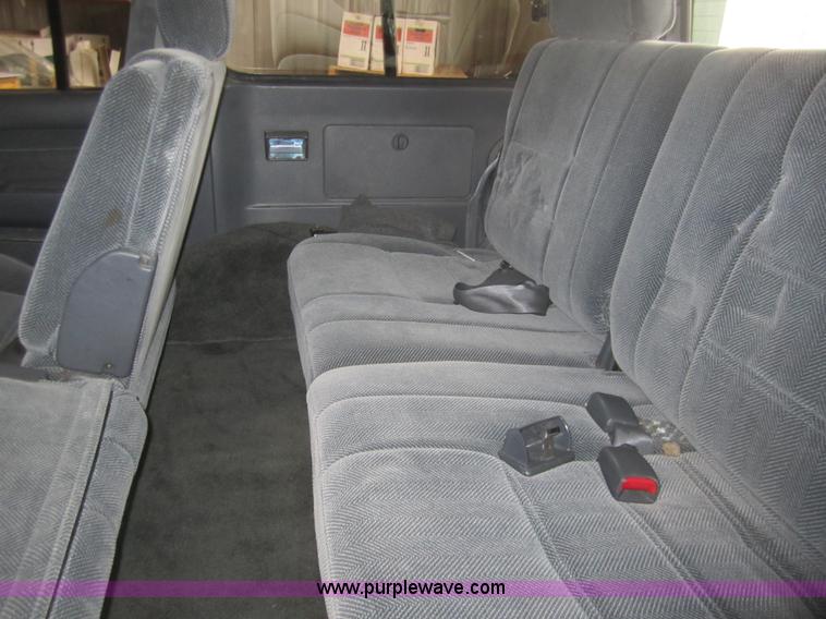 image for item B5546 1994 Toyota Land Cruiser SUV