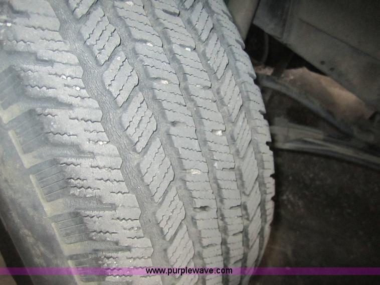 image for item B5546 1994 Toyota Land Cruiser SUV