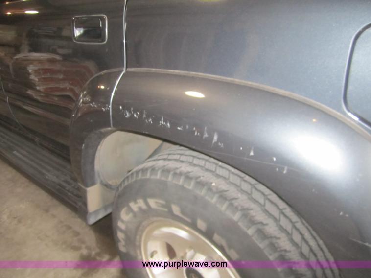 image for item B5546 1994 Toyota Land Cruiser SUV