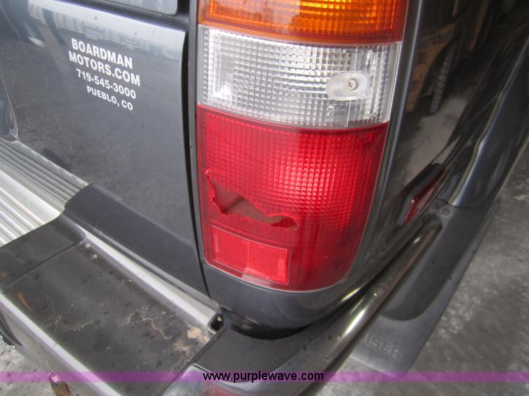 image for item B5546 1994 Toyota Land Cruiser SUV