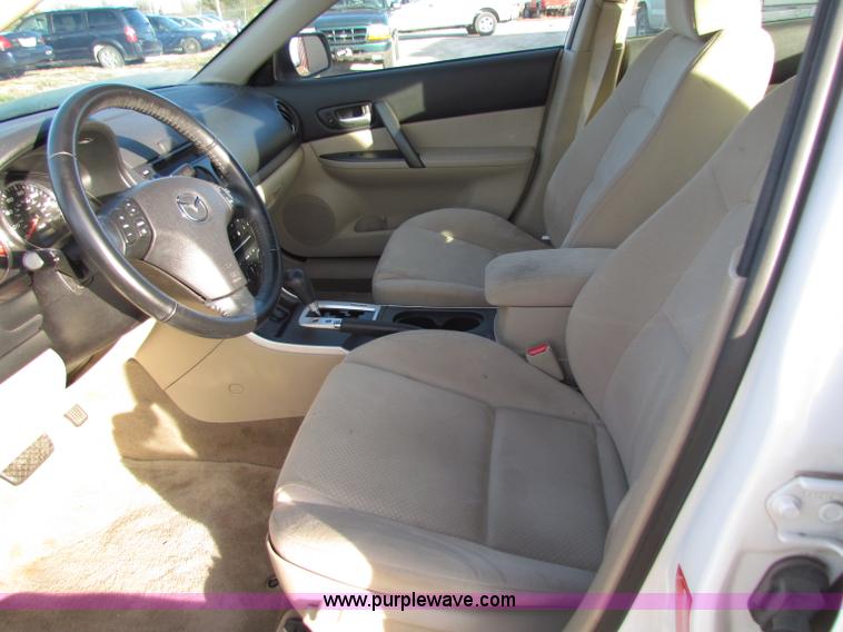 image for item B7048 2007 Mazda Mazda6 i