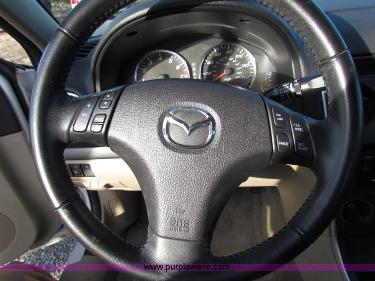 image for item B7048 2007 Mazda Mazda6 i