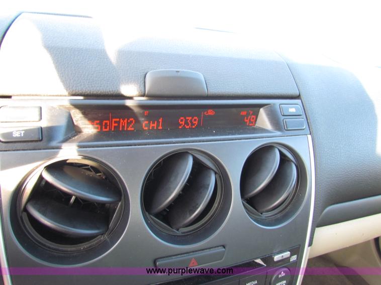 image for item B7048 2007 Mazda Mazda6 i