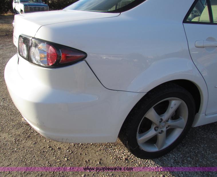 image for item B7048 2007 Mazda Mazda6 i