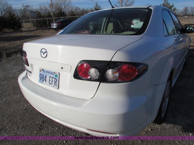 image for item B7048 2007 Mazda Mazda6 i