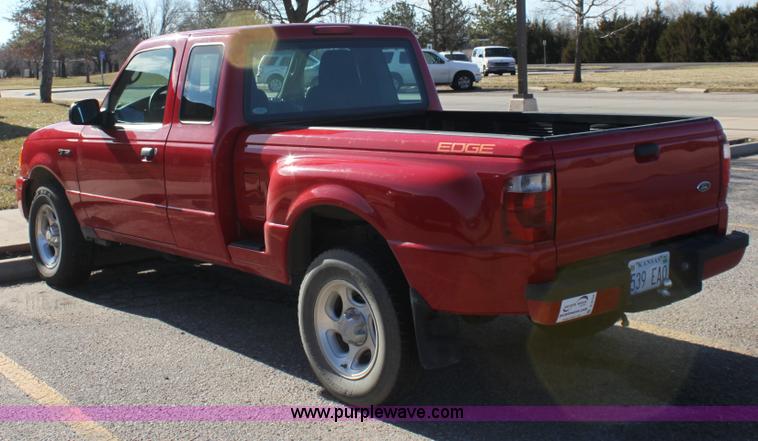 image for item B8744 2004 Ford Ranger supercab pickup truck