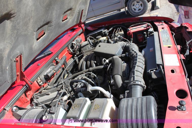 image for item B8744 2004 Ford Ranger supercab pickup truck